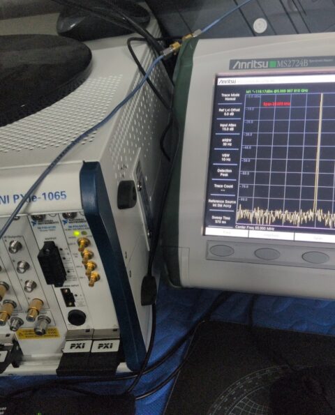 Anritsu MS2724B Spectrum Analyzer 9 KHz to 20 GHz Handheld Lk Ms2720t Ms2720e