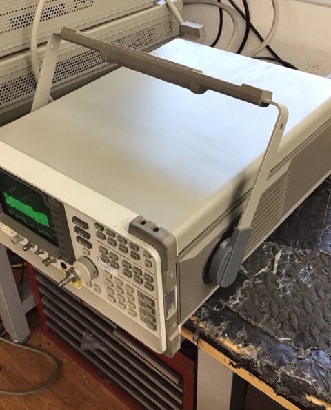 HP Agilent 8564E Spectrum Analyzer 9kHz-40GHz